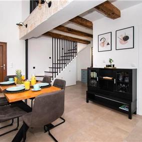 2 bedroom villa with pool near Skradin, sleeps 5